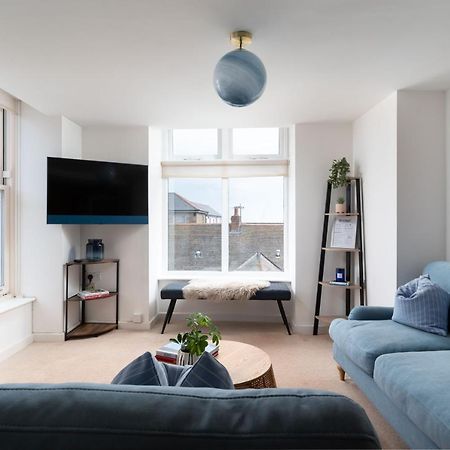 Apres Beach Apartment Sleeps 4 ペンザンス エクステリア 写真
