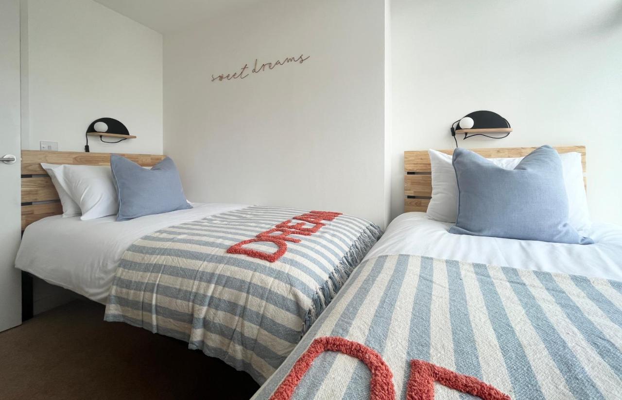 Apres Beach Apartment Sleeps 4 ペンザンス エクステリア 写真
