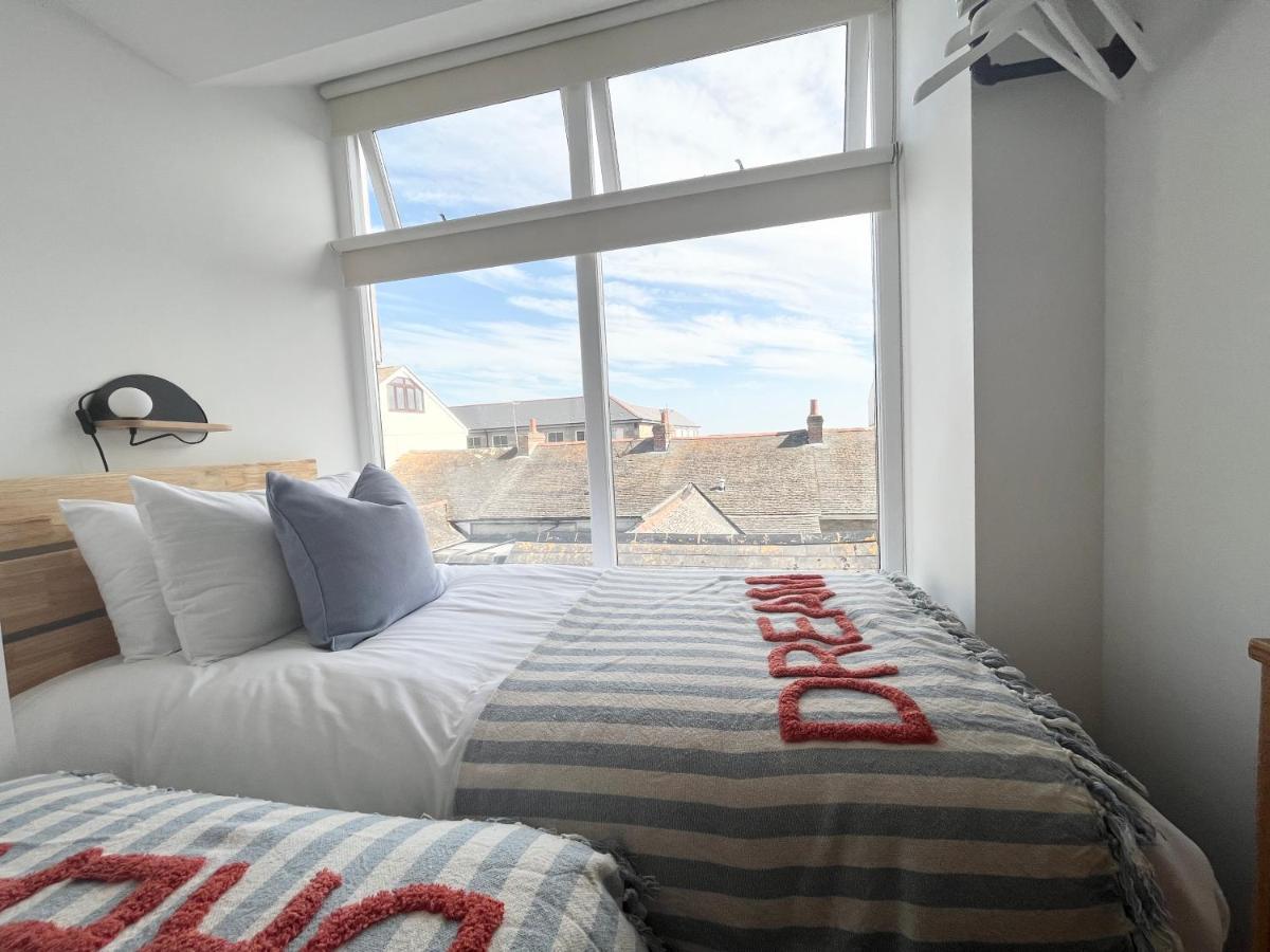 Apres Beach Apartment Sleeps 4 ペンザンス エクステリア 写真