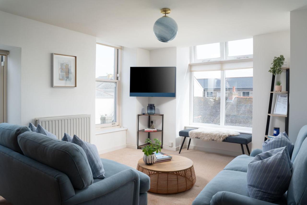Apres Beach Apartment Sleeps 4 ペンザンス エクステリア 写真
