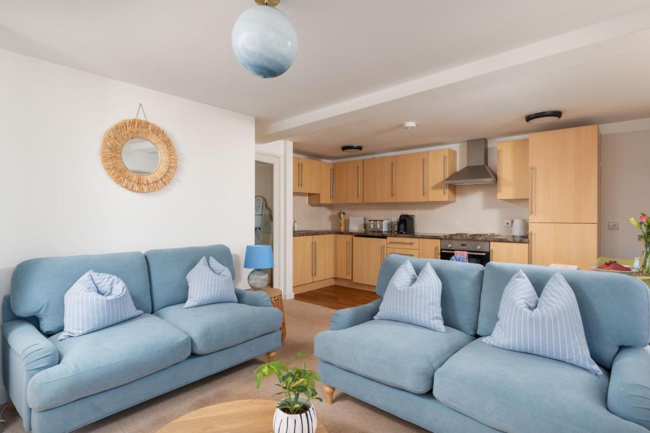 Apres Beach Apartment Sleeps 4 ペンザンス エクステリア 写真