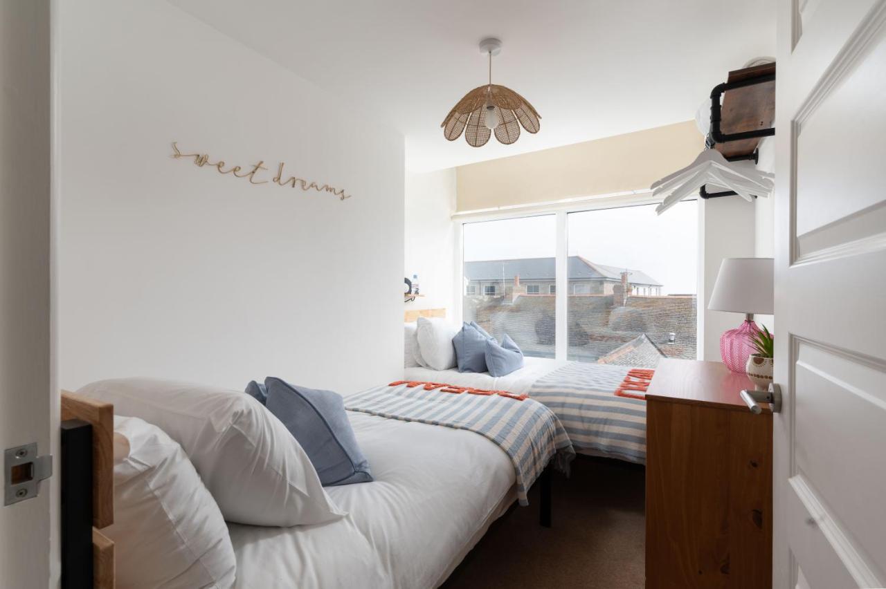 Apres Beach Apartment Sleeps 4 ペンザンス エクステリア 写真