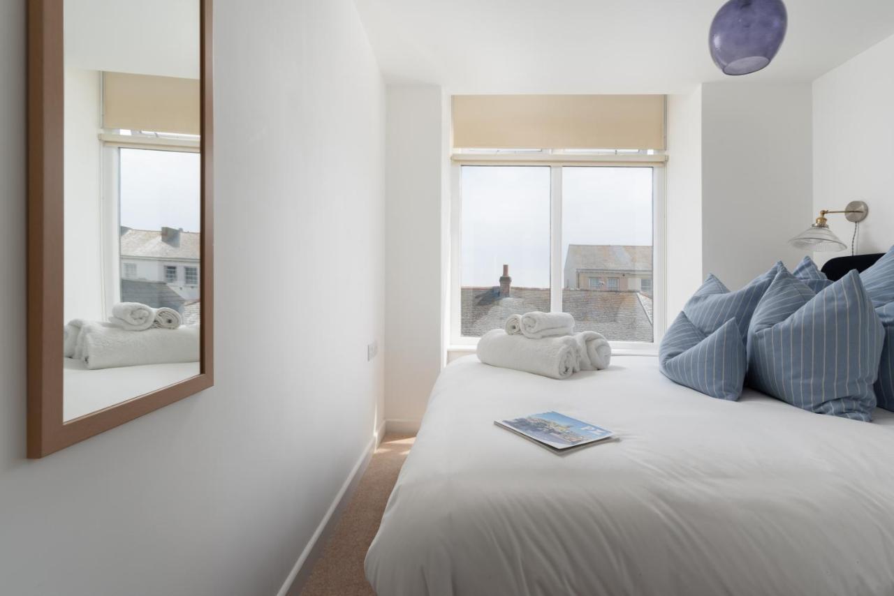 Apres Beach Apartment Sleeps 4 ペンザンス エクステリア 写真