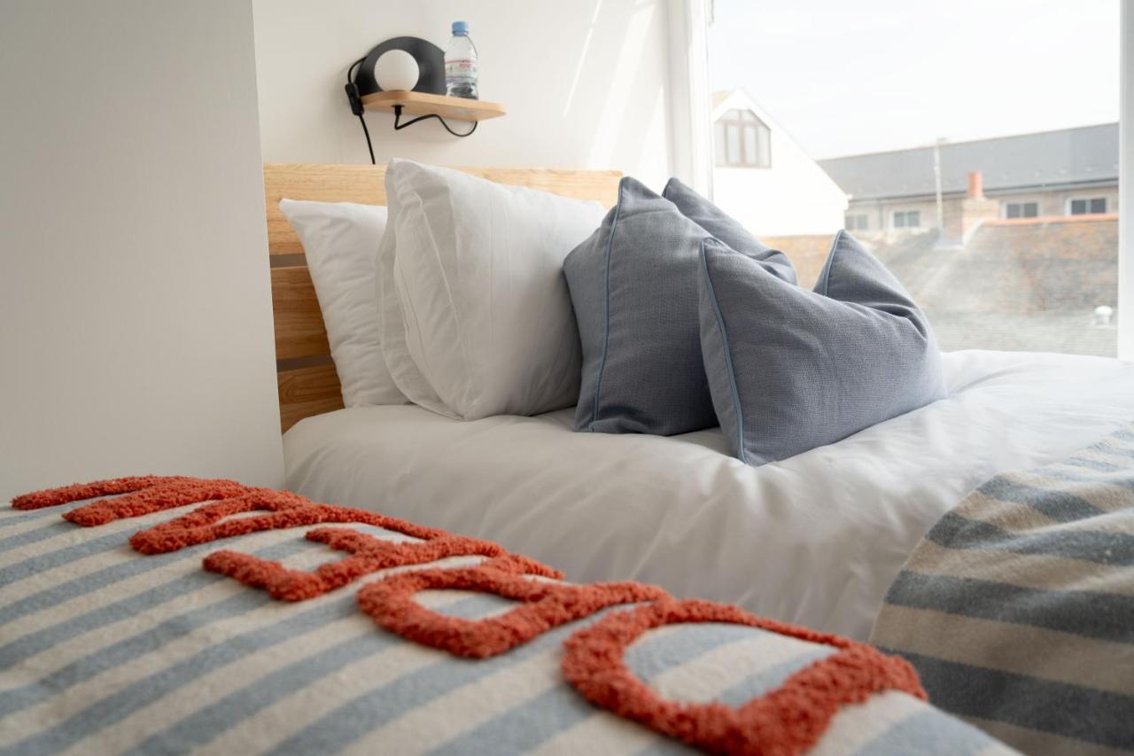 Apres Beach Apartment Sleeps 4 ペンザンス エクステリア 写真